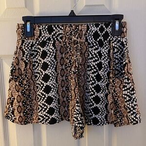 Blue Spice Black and Brown Patterned shorts